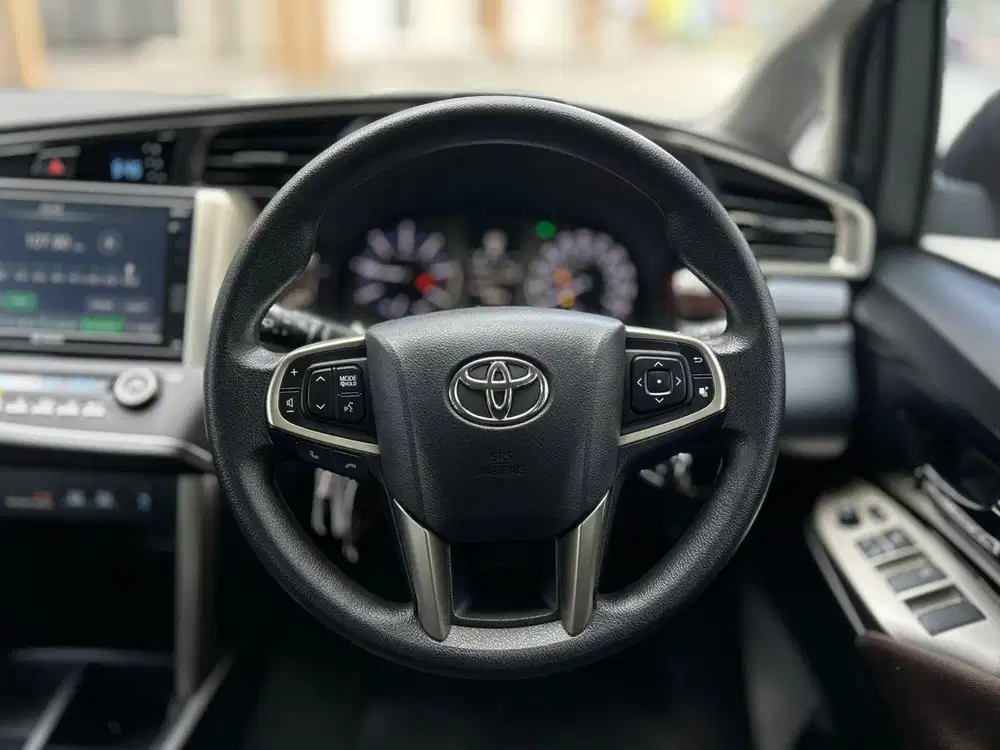 SIAP MUDIK!! TOYOTA INNOVA 2.4 V DIESEL AT MATIC 2022 HITAM