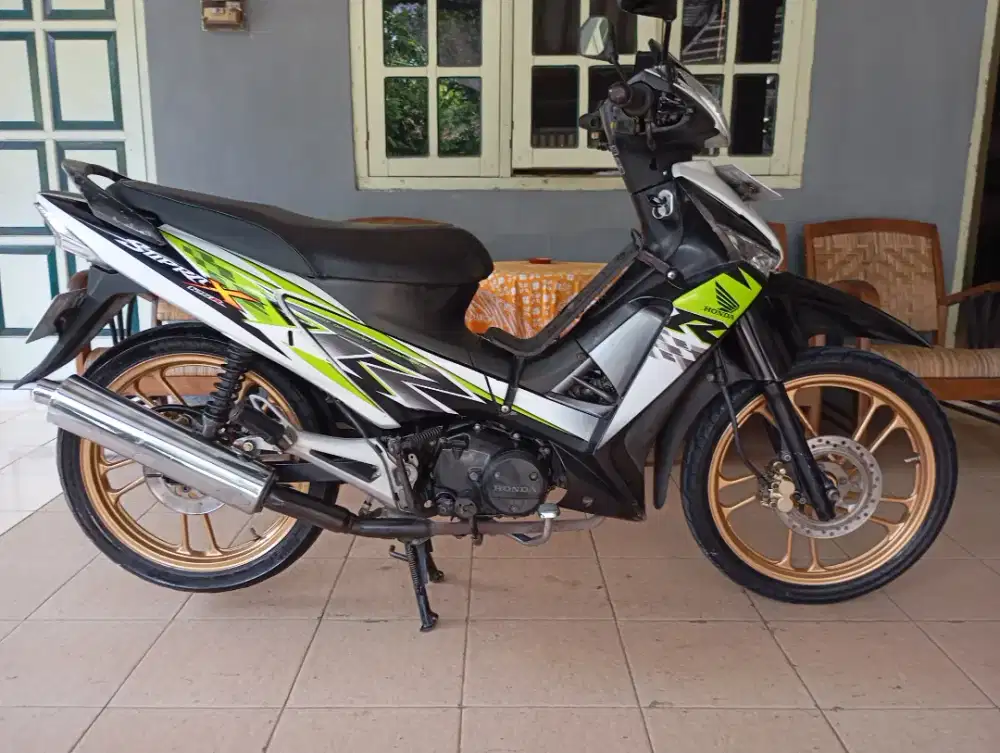 Jual sepeda motor honda supra x 125 plat AB KOTA Th 2010