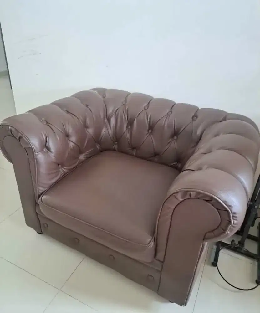 Di jual SOFA BARU belum pernah dipakai