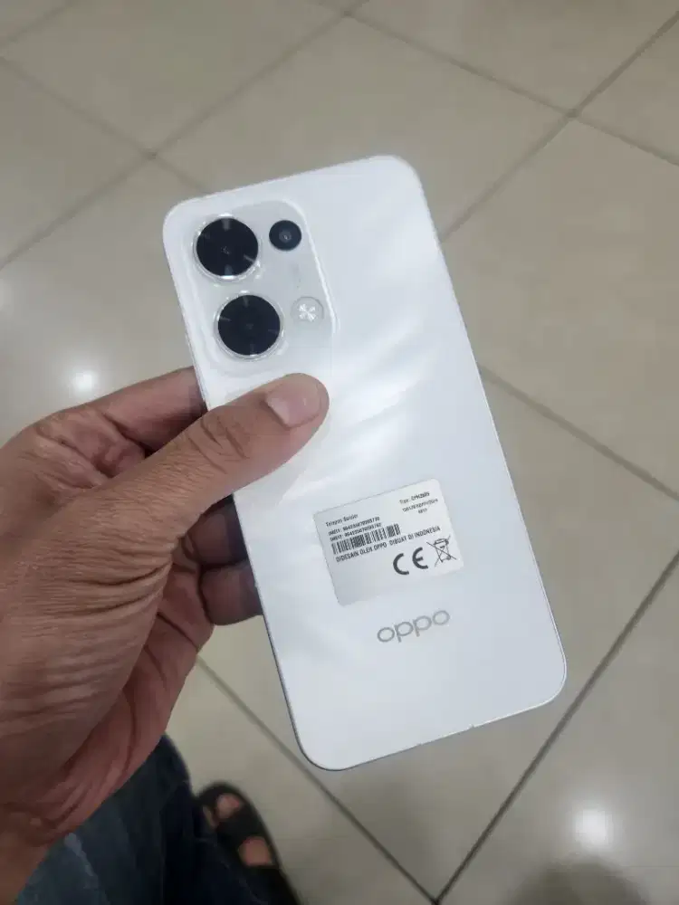 Oppo reno 13 5g 12/256 like New garansi on resmi Indonesia
