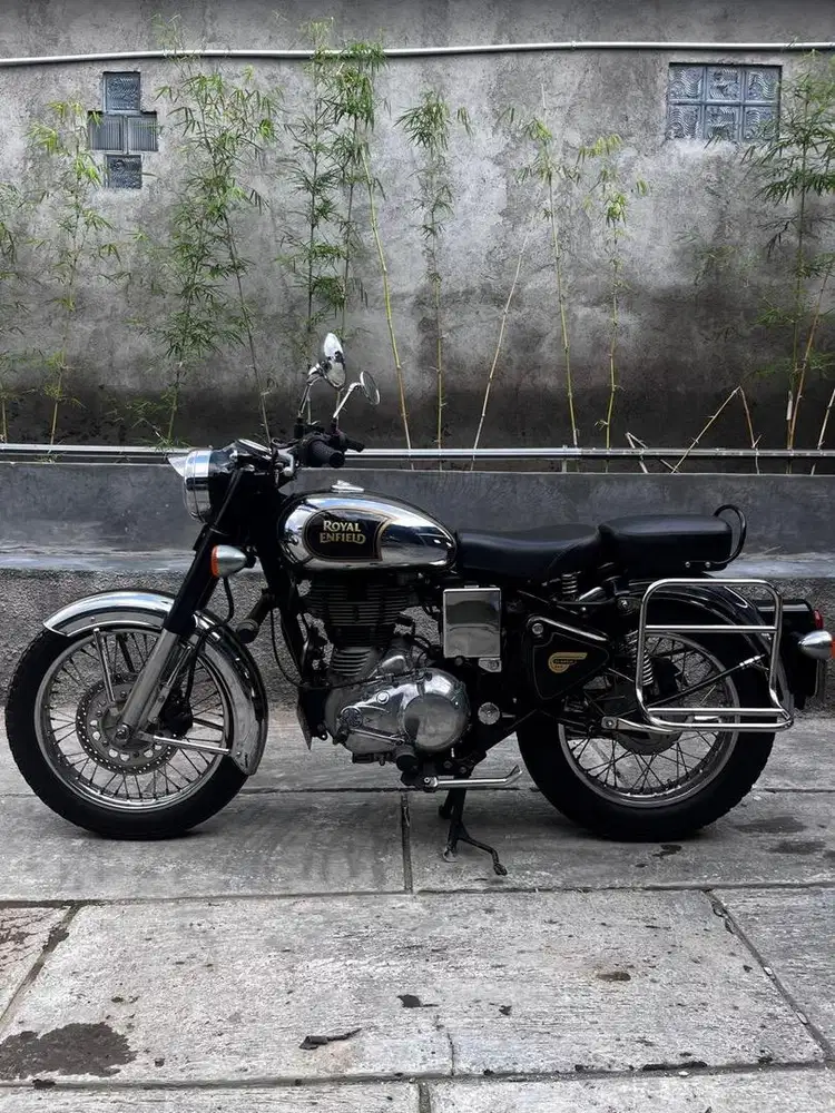 ROYAL ENFIELD CLASSIC 500 CHROME BLACK