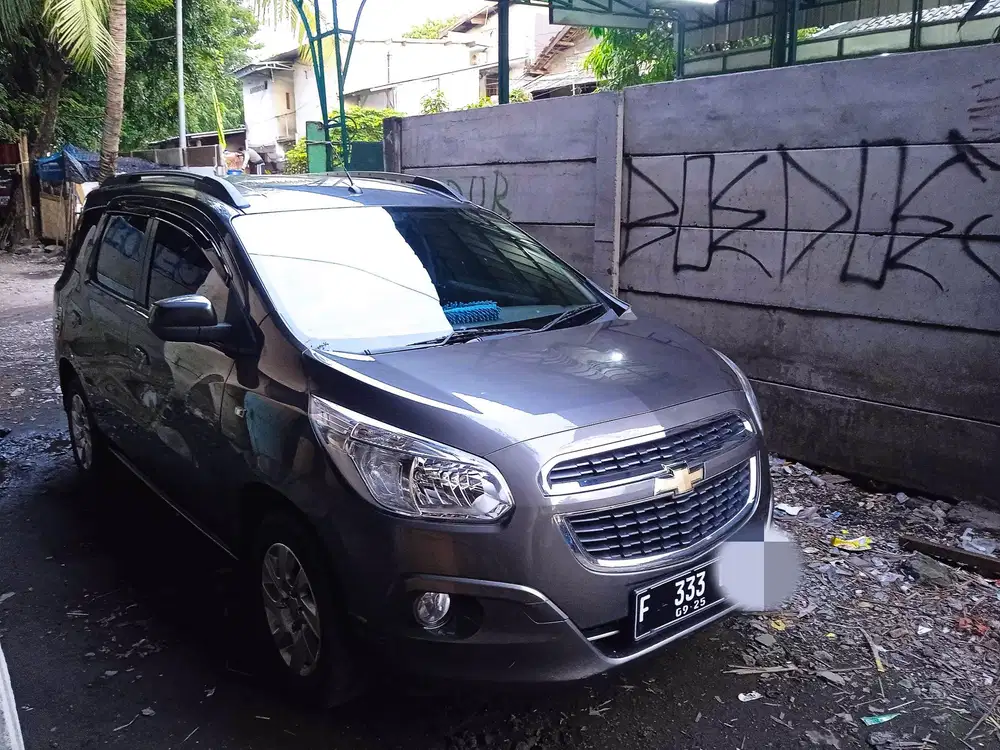 Chevrolet Spin 2015 Bensin