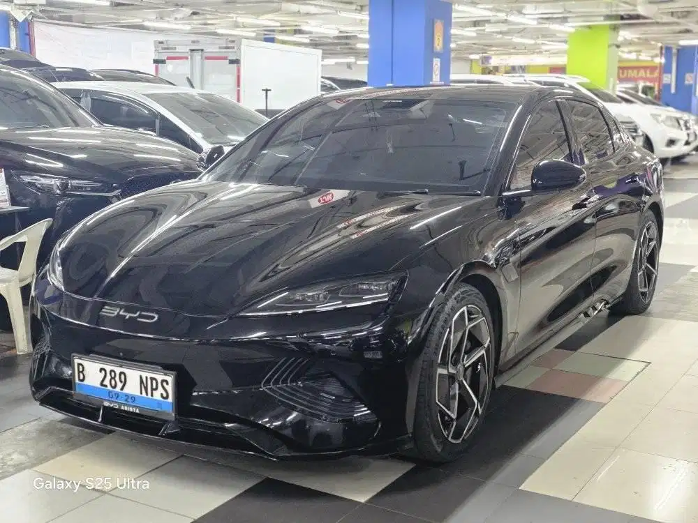 BYD SEAL PREMIUM 2024 HITAM KM30K