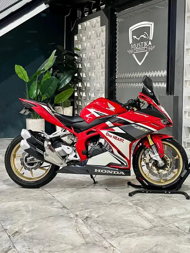 Terbatas ODO 10RB!!Honda CBR 250 ABS SP QS th 2022 - Ayu Mustika