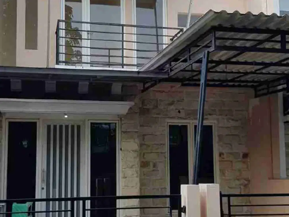 Dijual rumah 2 lantai di Greenlake wonorejo Surabaya timur