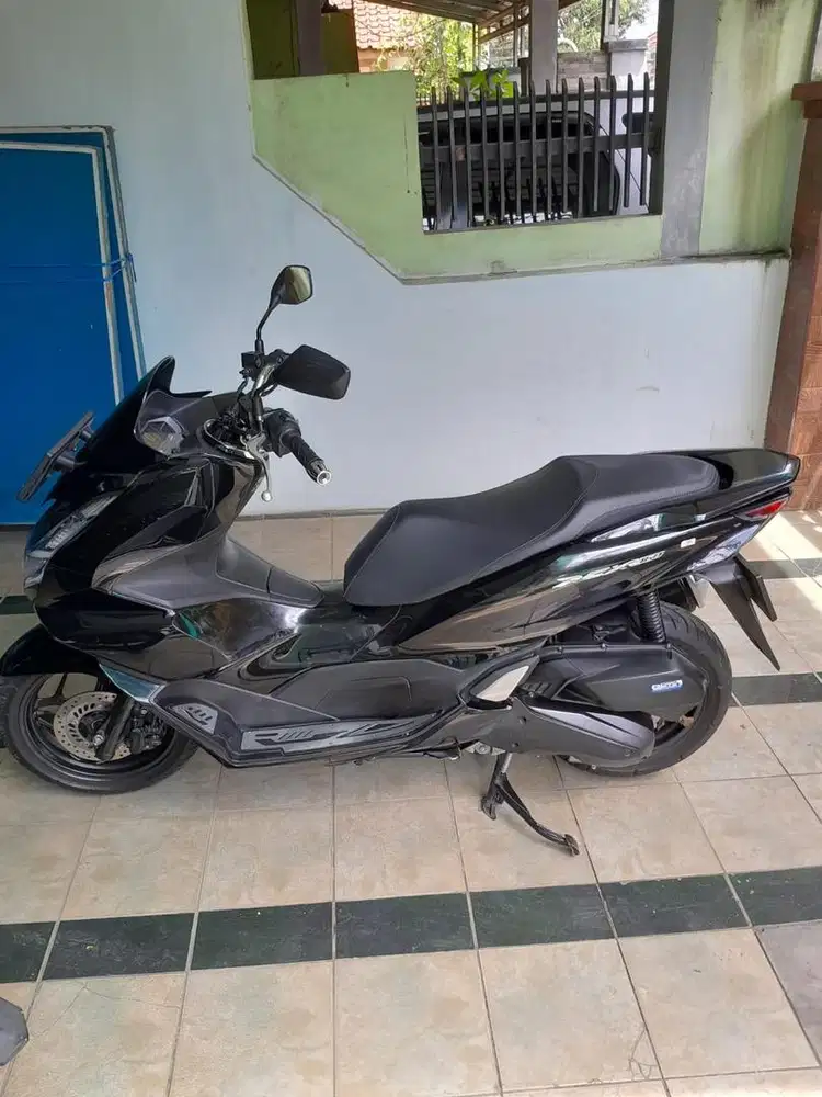 Dijual Cepat Honda PCX 160cc Mulus Low KM