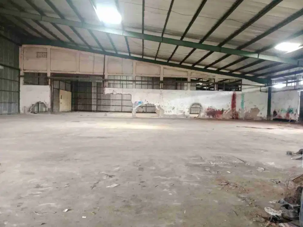 Disewakan gudang bersama akses container 40 feet di Gedebage