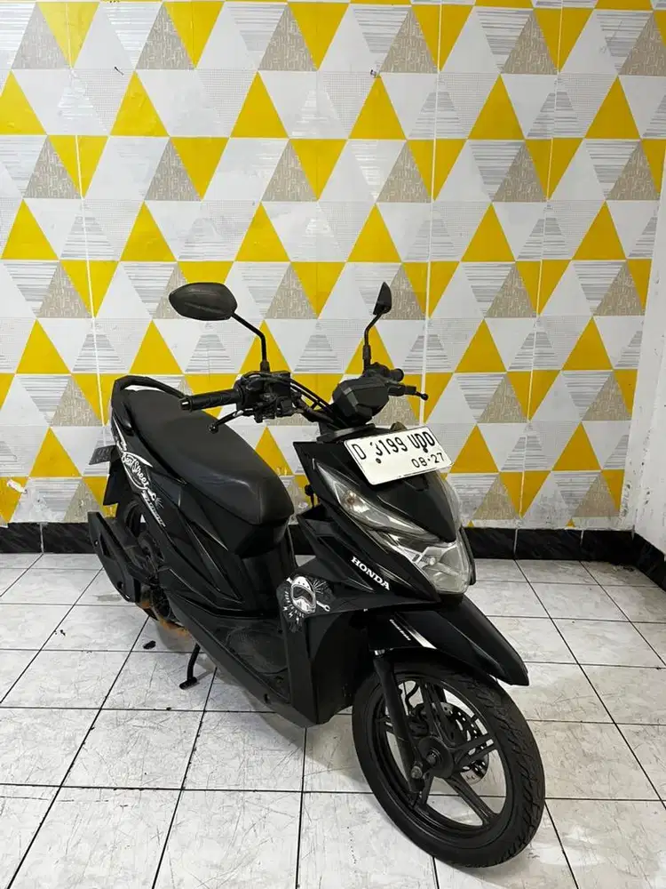 Honda beat street 2017