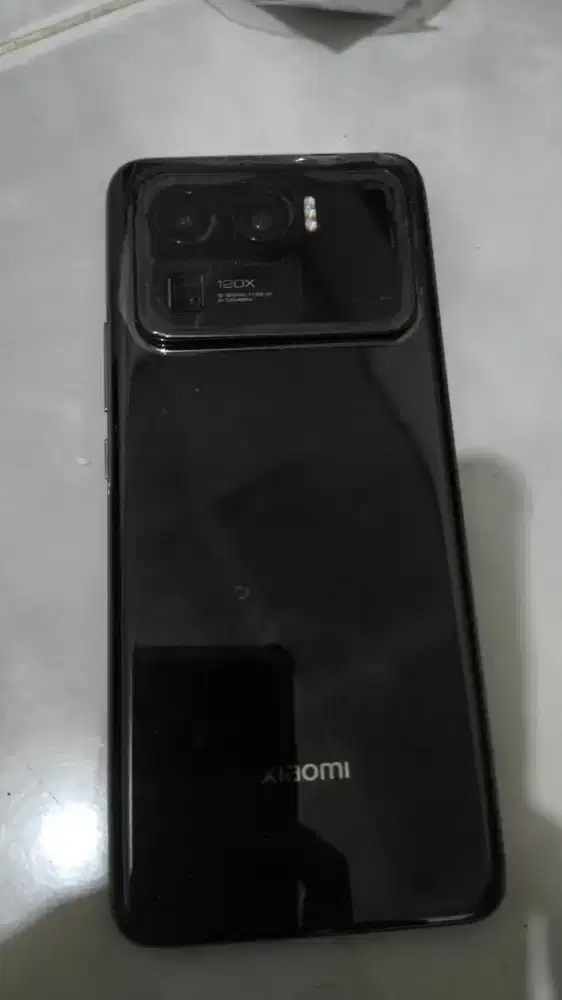 Xiaomi Mi 11 Ultra 12GB – Flagship Kamera, Ada Garis Hijau Tipis