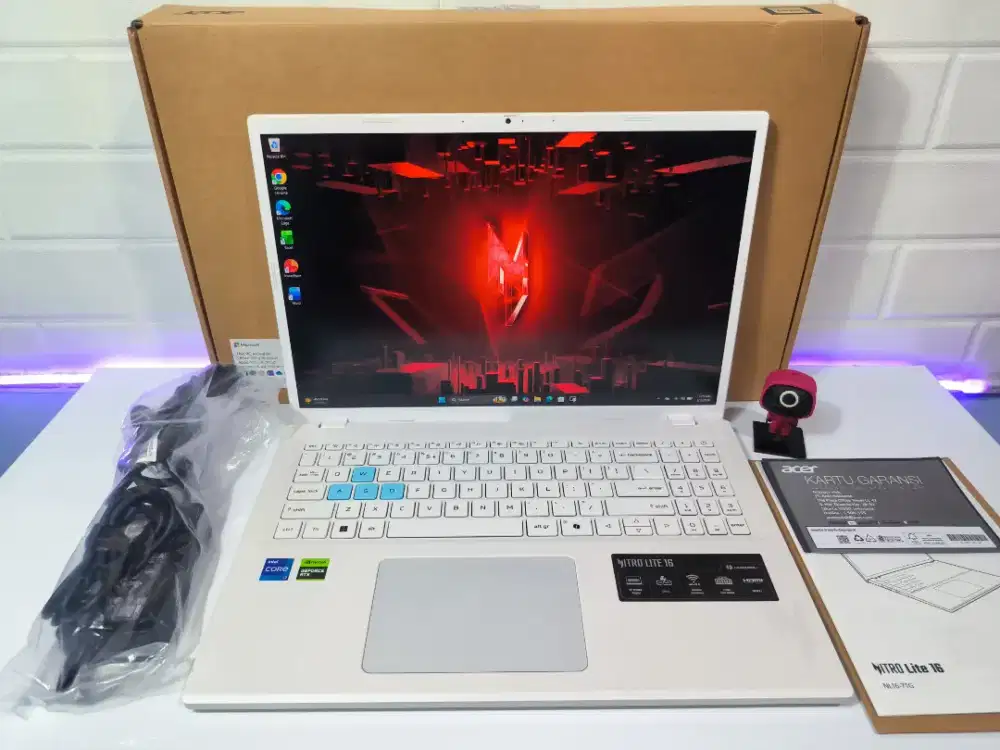 ACER NITRO LITE 16 i7-13620H 16GB 512GB RTX2050 4GB 180Hz 100% sRGB