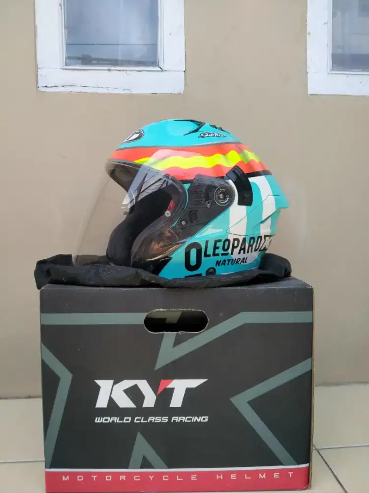 KYT NFJ LEOPARD LIKENEW