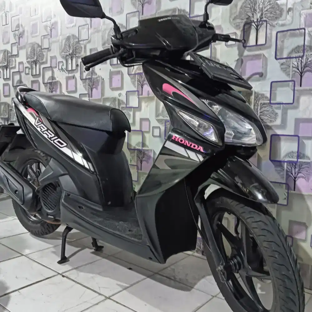 HONDA VARIO 110 HITAM BODI BENAR2 MULUS SEKALI MASIH FULL ORISINIL