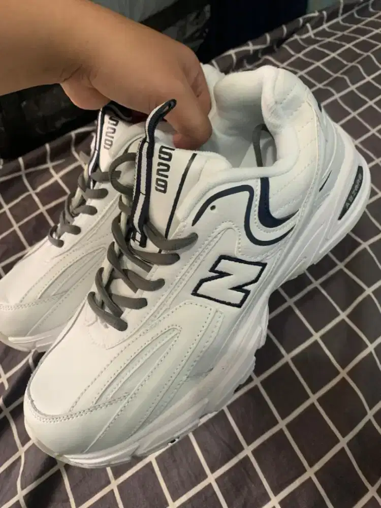 dijual Sepatu New Balance 529