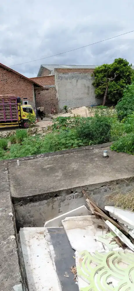 Tanah Bangunan 9m x 20m