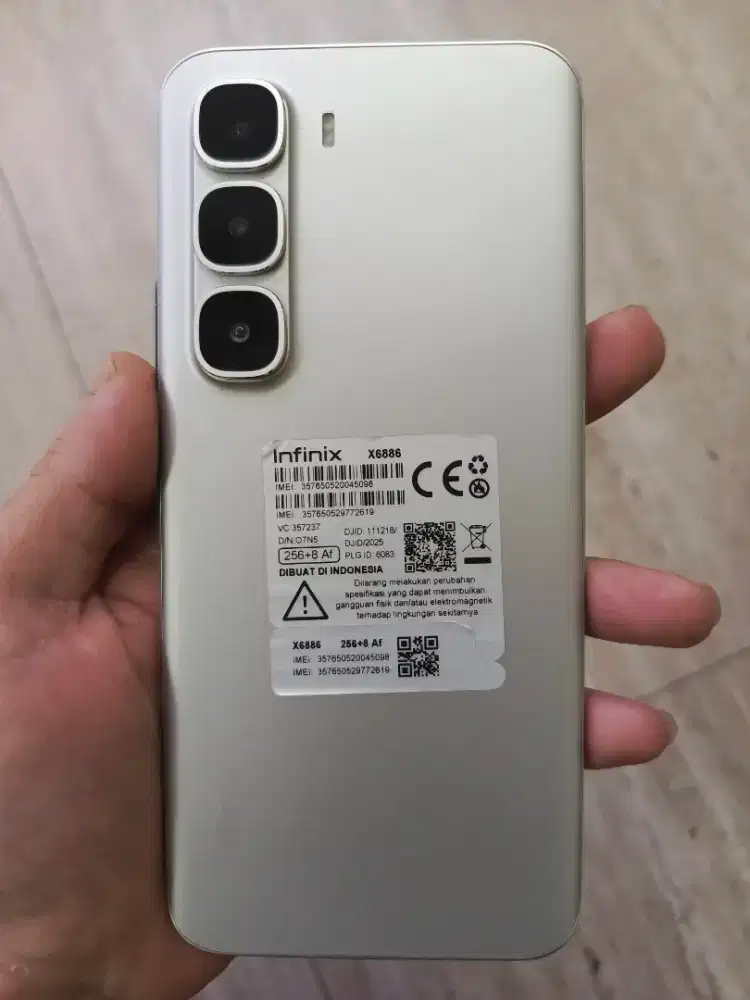 Infinix Hot 60 Pro plus Nfc ram 8/256 mulus dan masih garansi