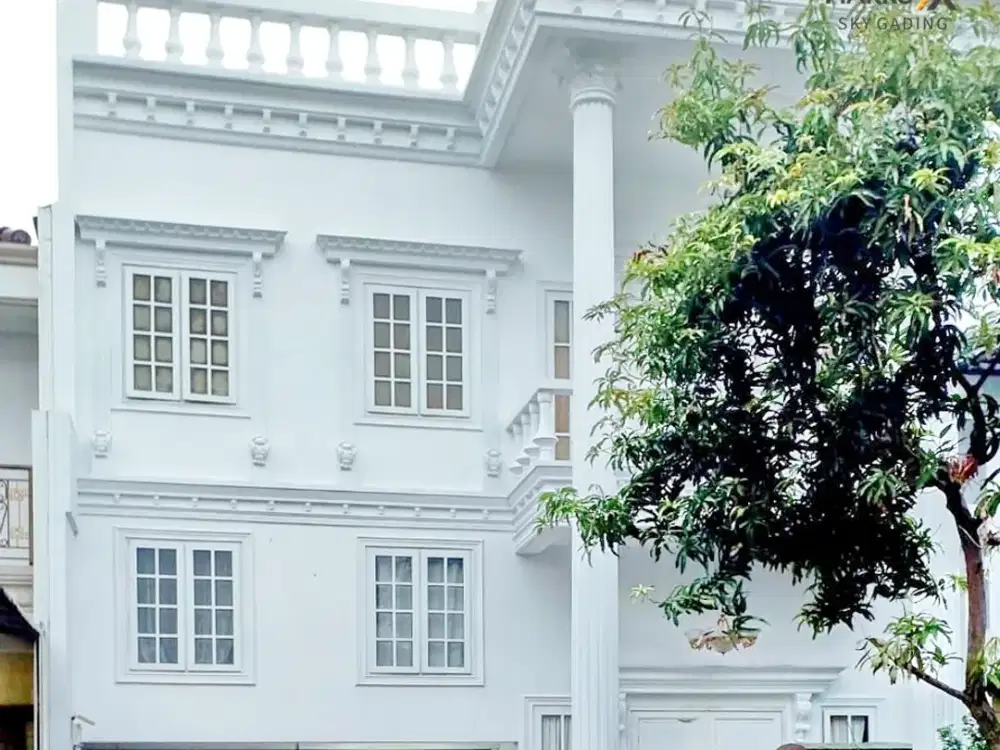 Rumah 2 Lt Cluster Picardie dijual di Taman Modern Tangerang Banten