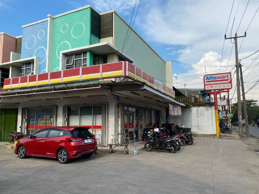 Dijual Ruko Jalan Utama Pantura Karawang Disewa Alfamart buka 24 jam
