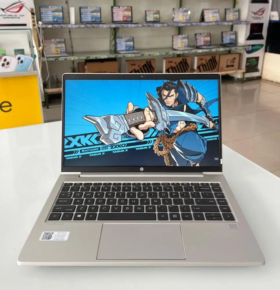 LAPTOP TERLARIS MERK HP AMD RYZEN 5 RAM 8GB SSD 256GB BISA DI KREDIT