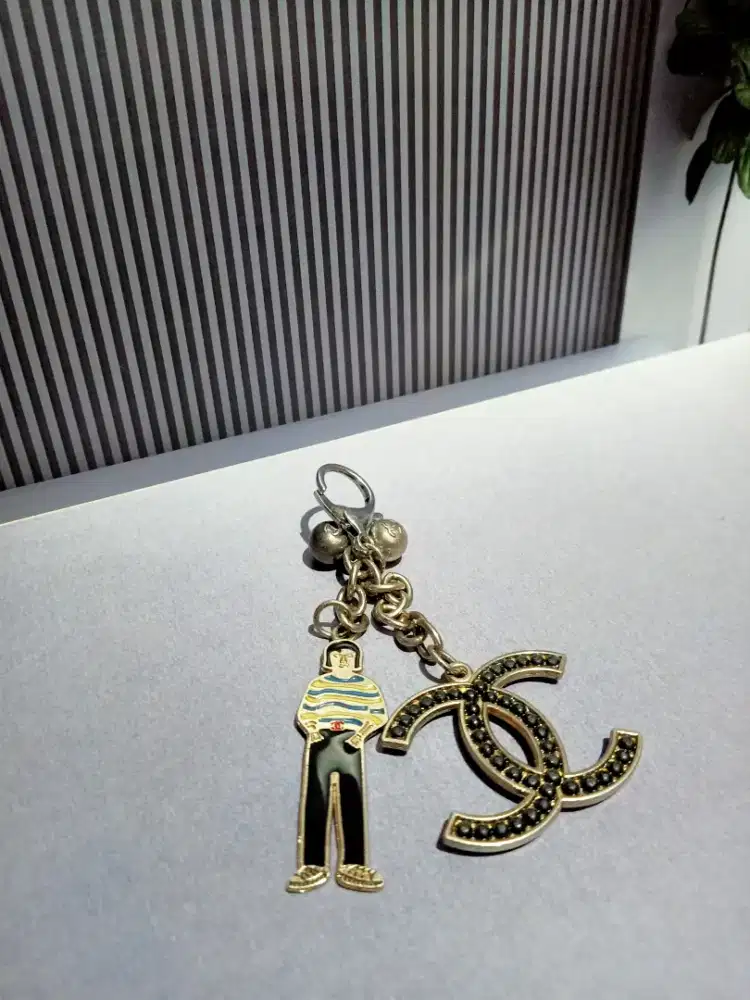 Chanel sunglasses vintage