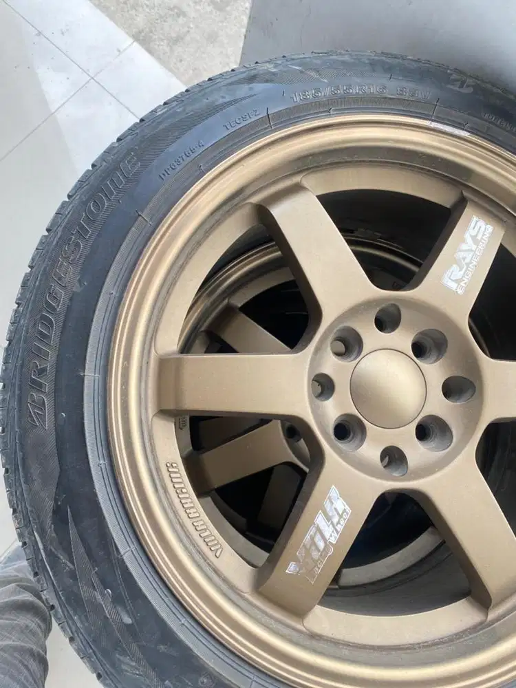 Velg dan Ban R16 ukuran 185/55 Ban 85%