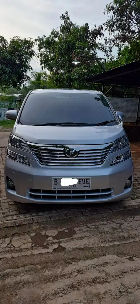 Toyota Vellfire 2011 Bensin