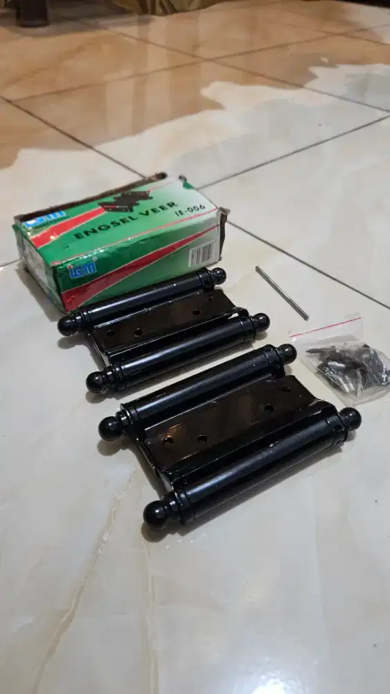 Engsel veer (engsel pintu koboi)