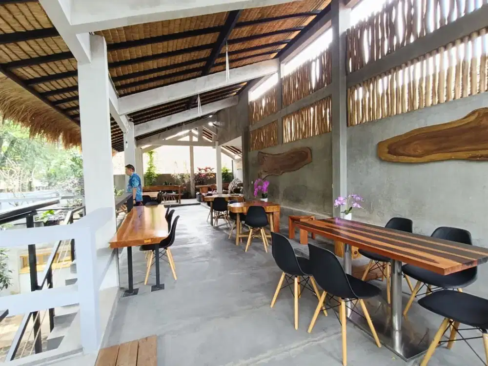 Disewakan Bangunan Ex. Resto di Jl. Natuna Kota Bandung