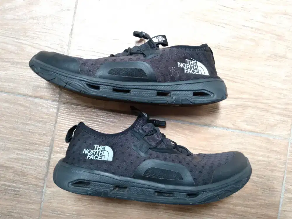 Sepatu The North Face Skagit