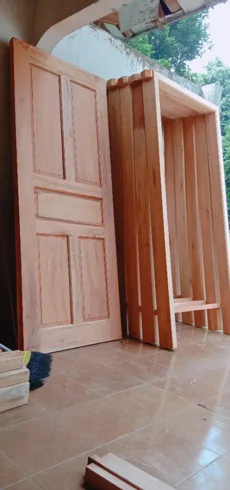 Pintu plus kusen 1set murah berkwalitas