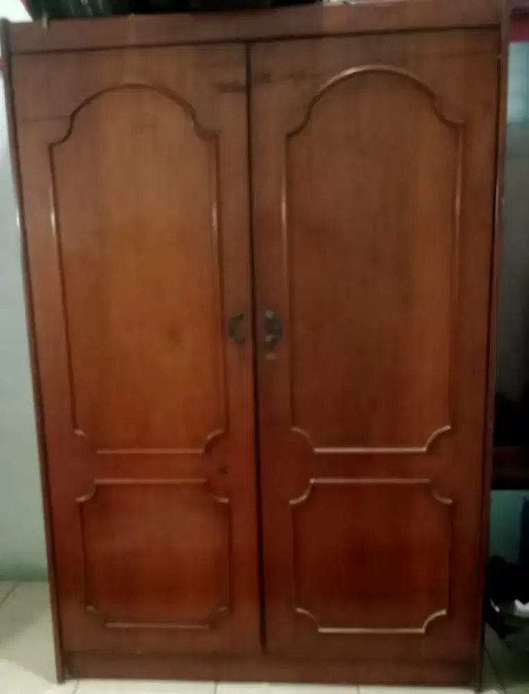 Lemari Kayu Jati