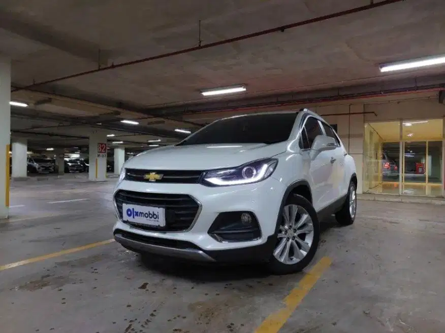 DP RINGAN Chevrolet Trax 1.4 Premier Bensin-AT Putih CEVDB