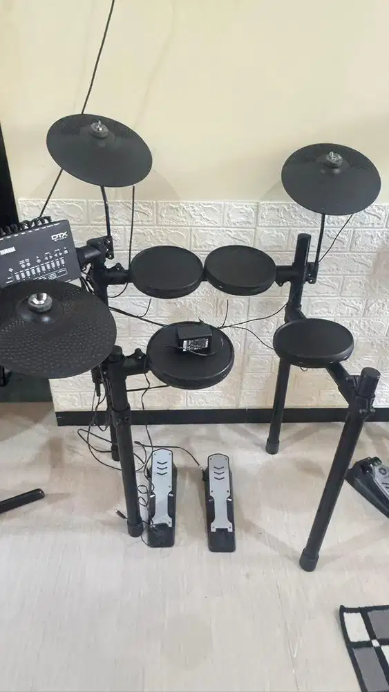 Drum elektrik yamaha dtx 402