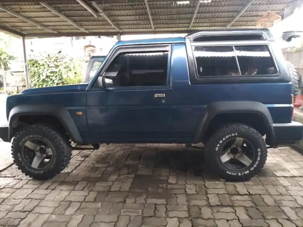 DAIHATSU FEROZA MEGA TOP 1996