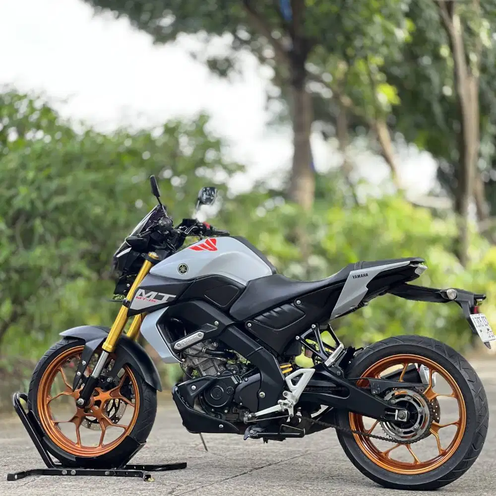 YAMAHA MT15 2019 GREY KM RENDAH PAJAK PANJANG SIAP NGEBUT