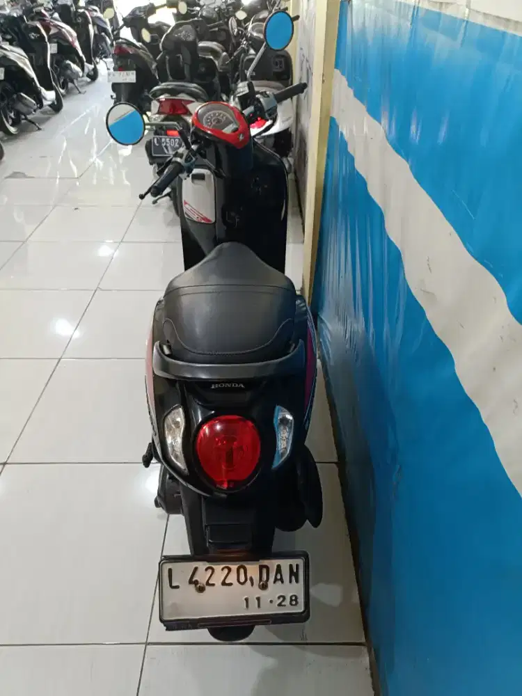 SCOOPY SPORTY FI ECO HONDA 2023 KM STANDAR BISA KREDIT