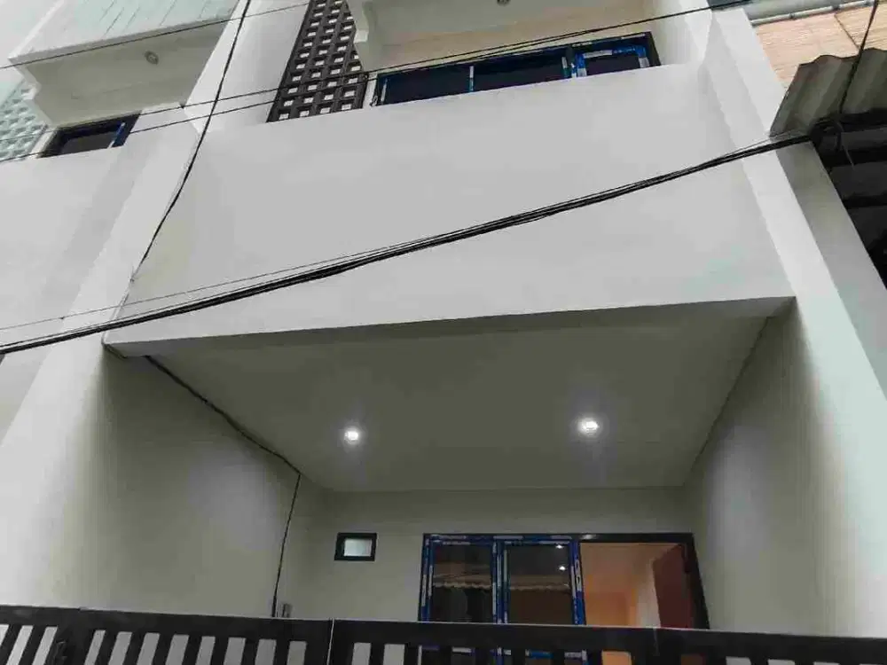 Rumah Baru 3 Lantai Tanjung Duren Cocok Untuk Keluarga