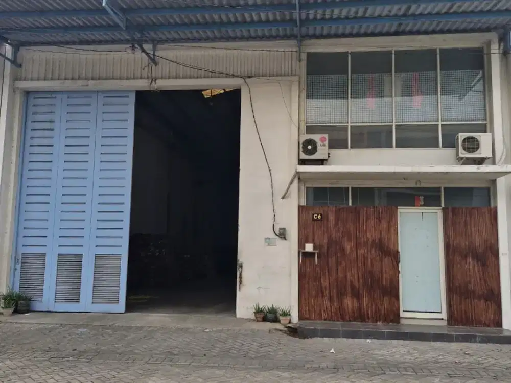 Gudang Wira9 Tenaru Cangkir - Driyorejo (LC)