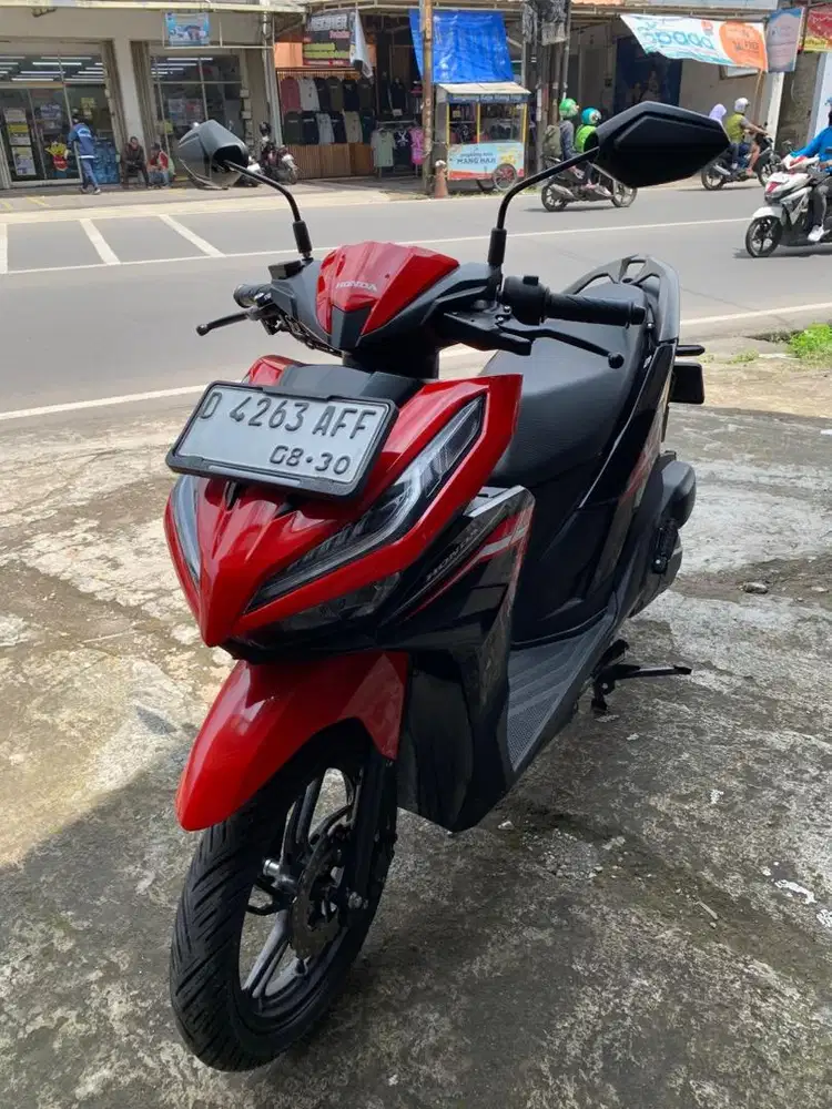 Honda Vario 125 cbs thn 2025