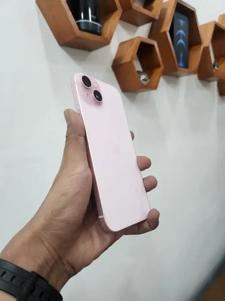 Iphone 15 plus 128 ibox garansi on