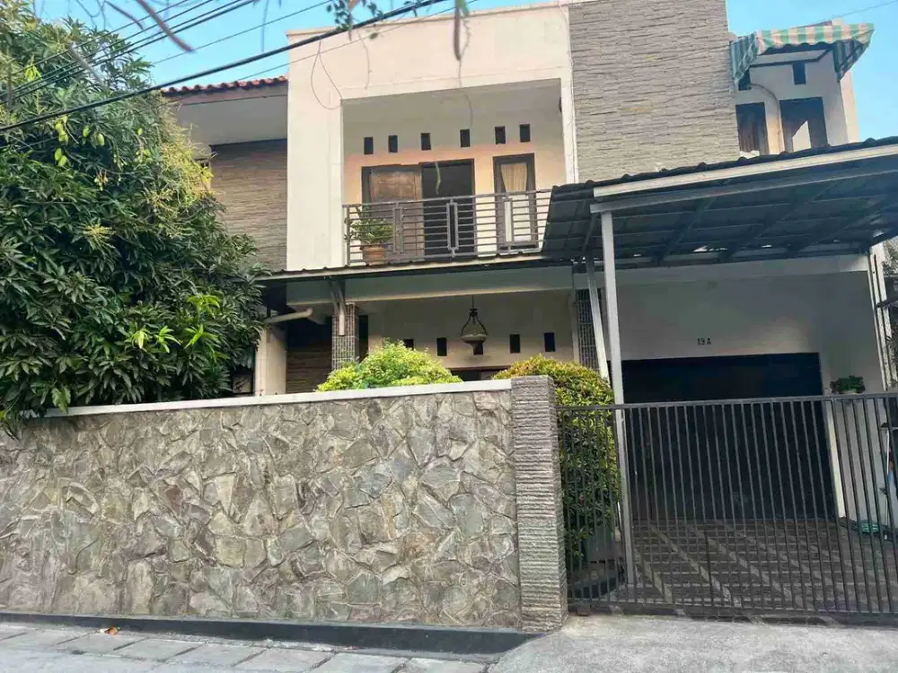 Rumah Mewah Siap Huni Di Jatiwaringin Pondok Gede