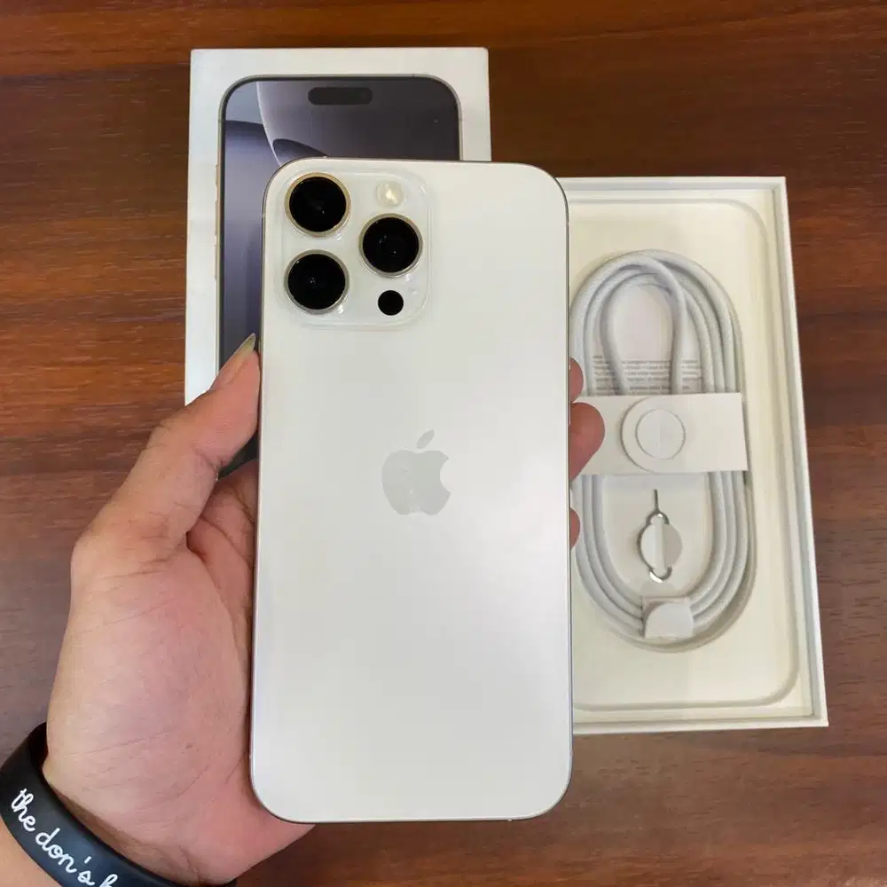 iPhone 16 Pro Max 256GB White Titanium iBox