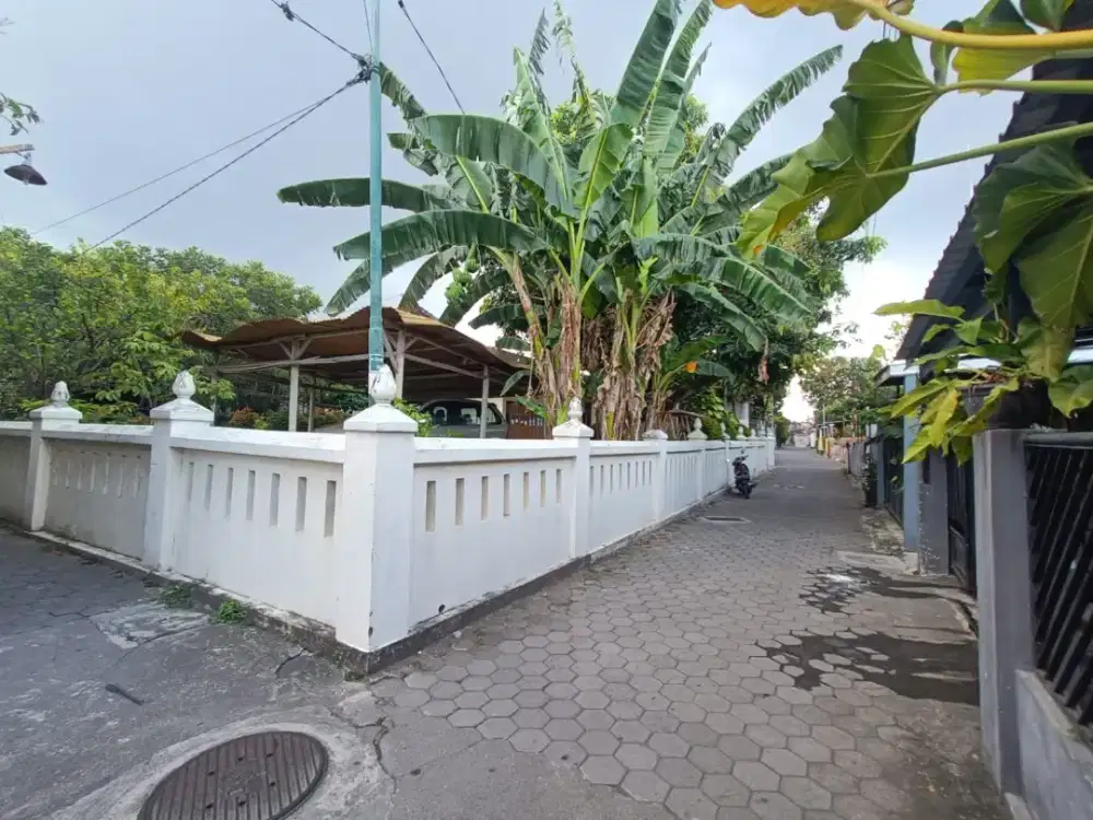 Tanah hook 2 muka di Timuran area prawirotaman Brontokusuman Mrgangsan