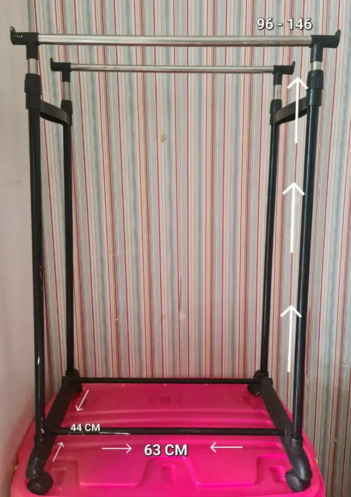 STAND GANTUNGAN JEMURAN BAJU HANDUK ADJUSTABLE RODA