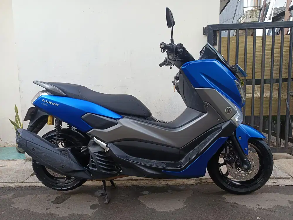 Di jual cepat yamaha nmax old non abs 2018 pajak hidup