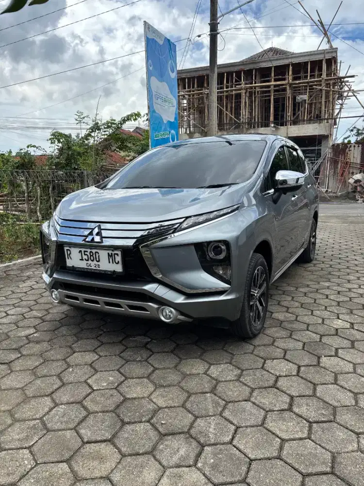 Mitsubishi Xpander Ultimate 2018 Titanium Grey – KM 65rb – Plat R