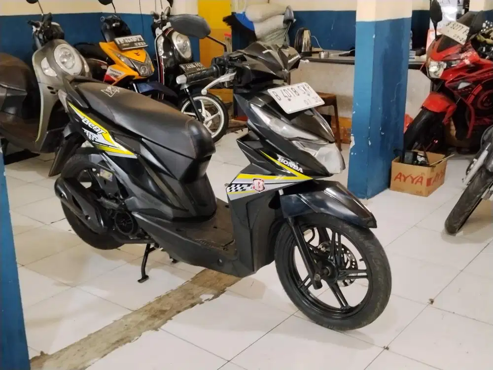(B) Honda beat eco 2020 termurah