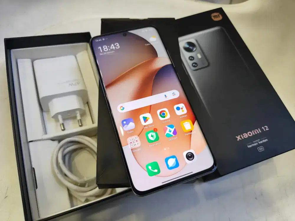 Xiaomi MI 12 5G 8/256gb sound by Harman Kardon