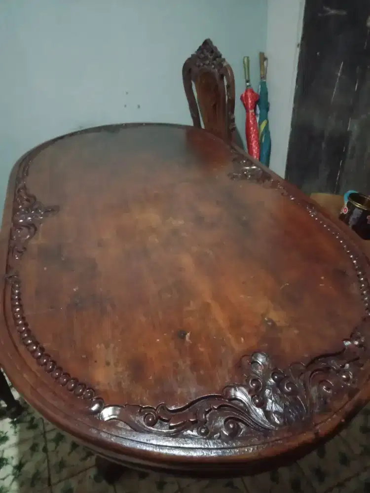 Meja makan jati lawasan ukir jepara