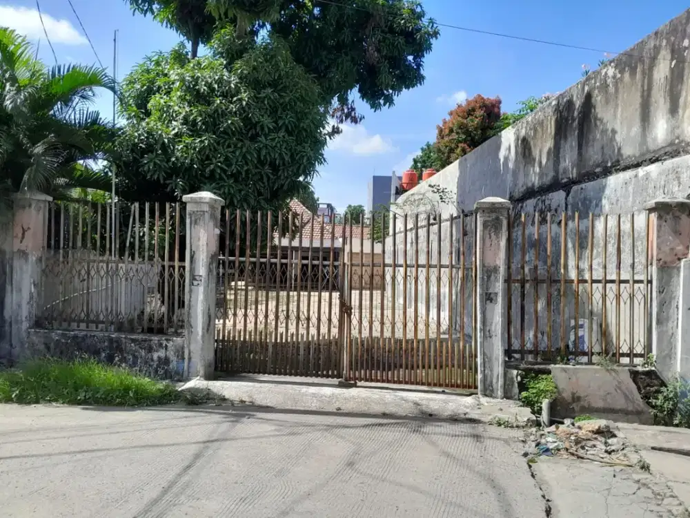 jual rumah tua dengan luas tanah 620m2 di teluknaga tangerang banten