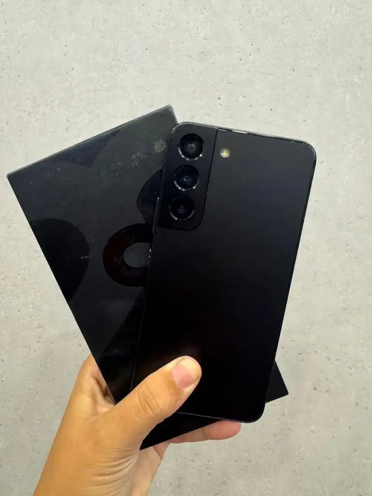 Samsung S22 Black 8/256